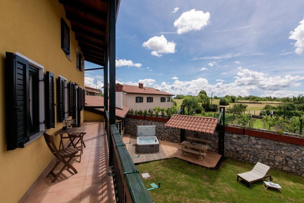 Vila Friuli Karst Komen Esterno foto